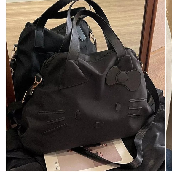 Hello Kitty Black Tote with Bow Accent duffle crossbody bag removable strap - Picture 9 of 16